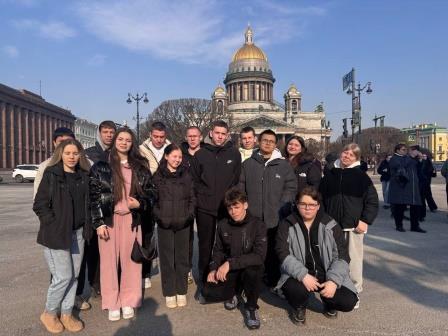 МЫ - В ПИТЕРЕ .